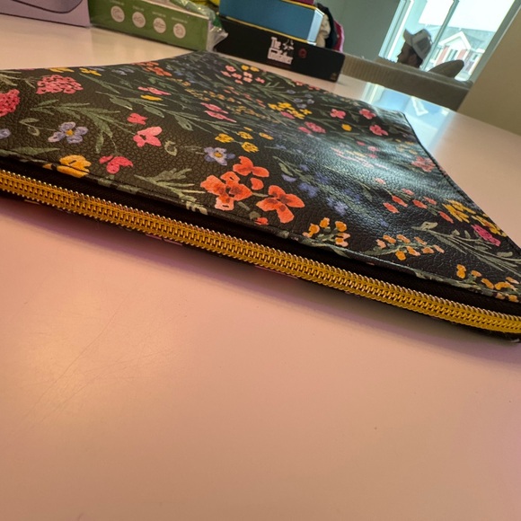 Day designer pouch for work - Picture 2 of 3